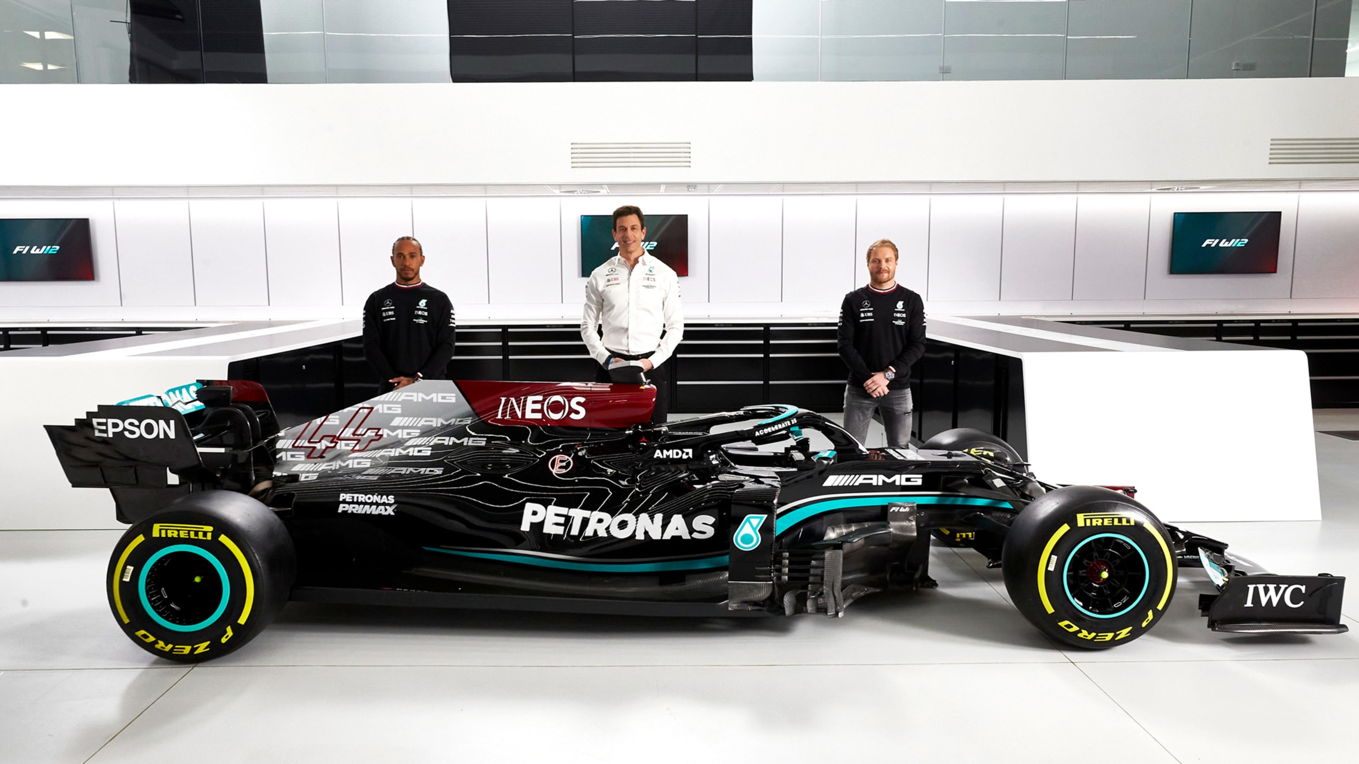 Mercedes retain black livery as they unveil Hamilton and