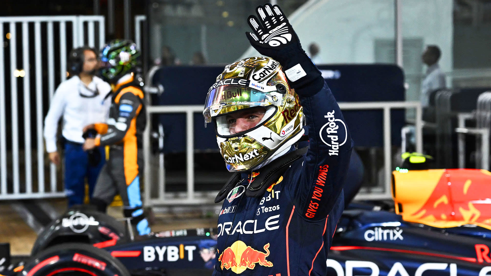 Báo cáo & Điểm nổi bật về Vòng loại của Abu Dhabi Grand Prix 2022: Verstappen giành pole khi Red Bull ghi bàn 1-2 trong trận chung kết mùa giải tại Yas Marina