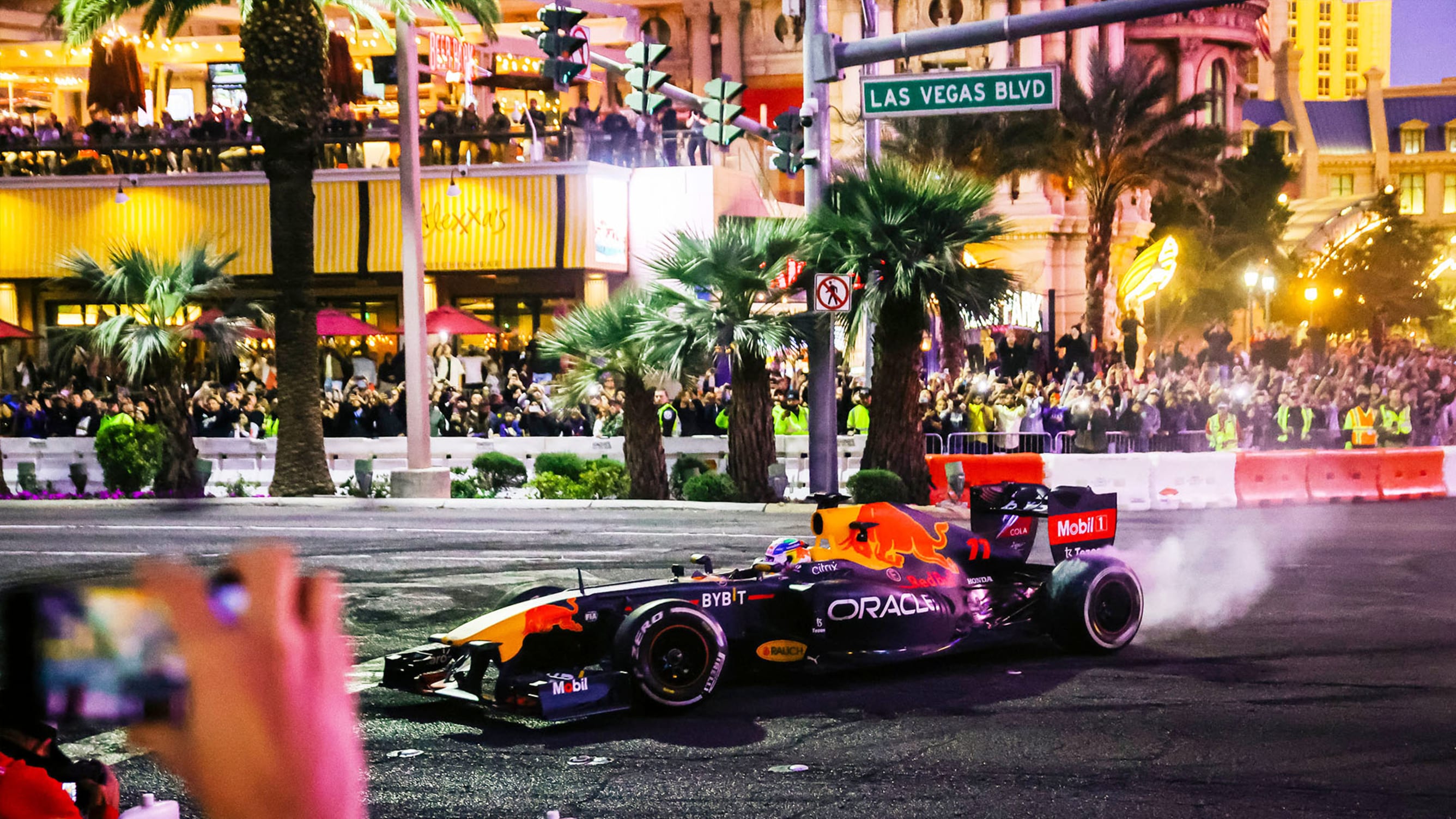 GALLERY Hamilton, Perez and more light up the Las Vegas Grand Prix