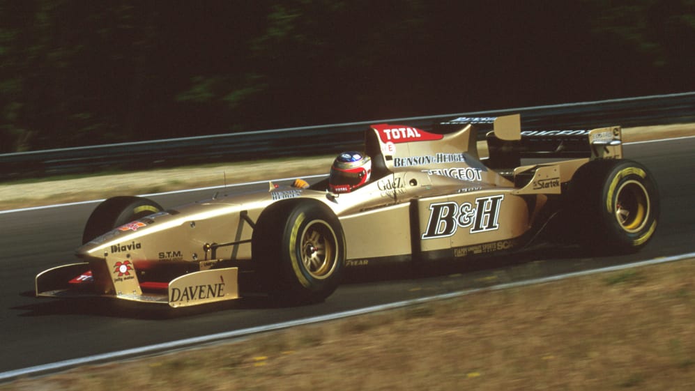 Which is the black-and-gold car F1 history? | Formula 1®