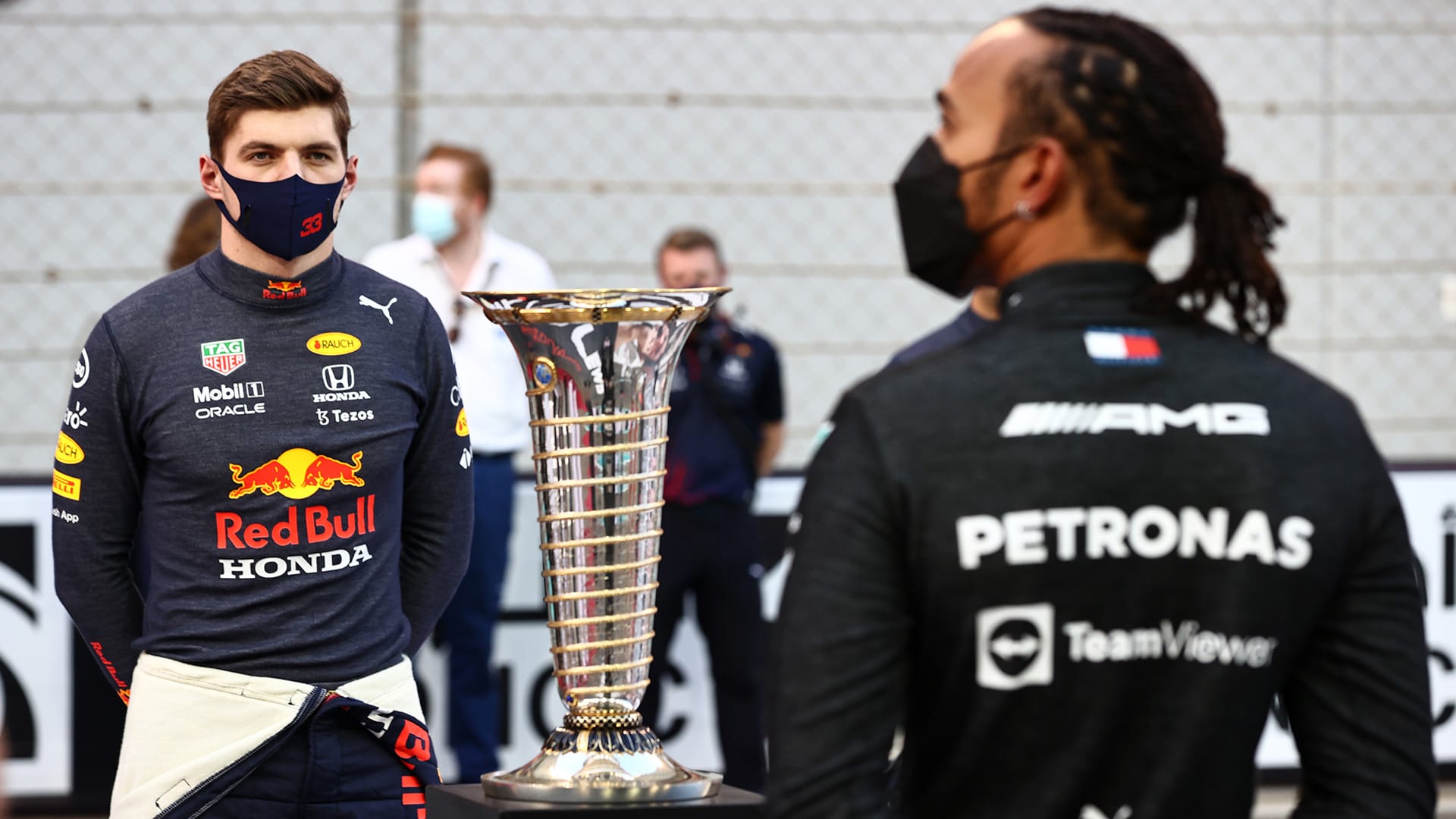 Explained Understanding One Of The Most Chaotic Controversial Title Showdowns In F1 History Formula 1