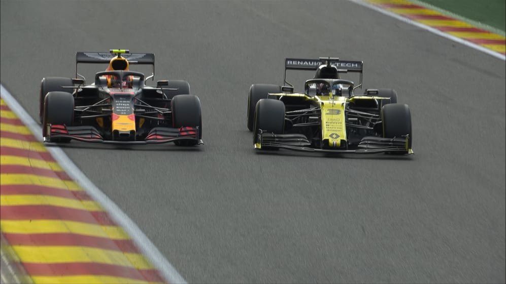 BELGIAN GP: Albon muscles past Ricciardo for P8