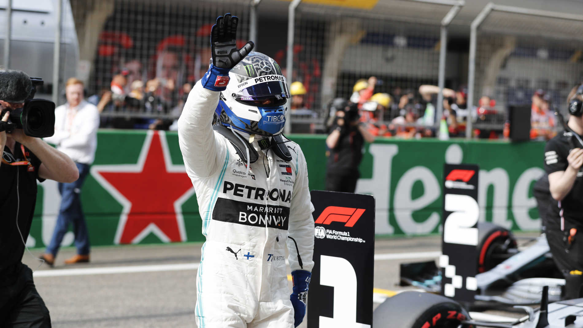 Staircase Dancer Postman Highlights and report from qualifying for the 2019 Chinese Grand Prix -  Bottas takes first pole of season as Mercedes lock out front row | Formula 1 ®