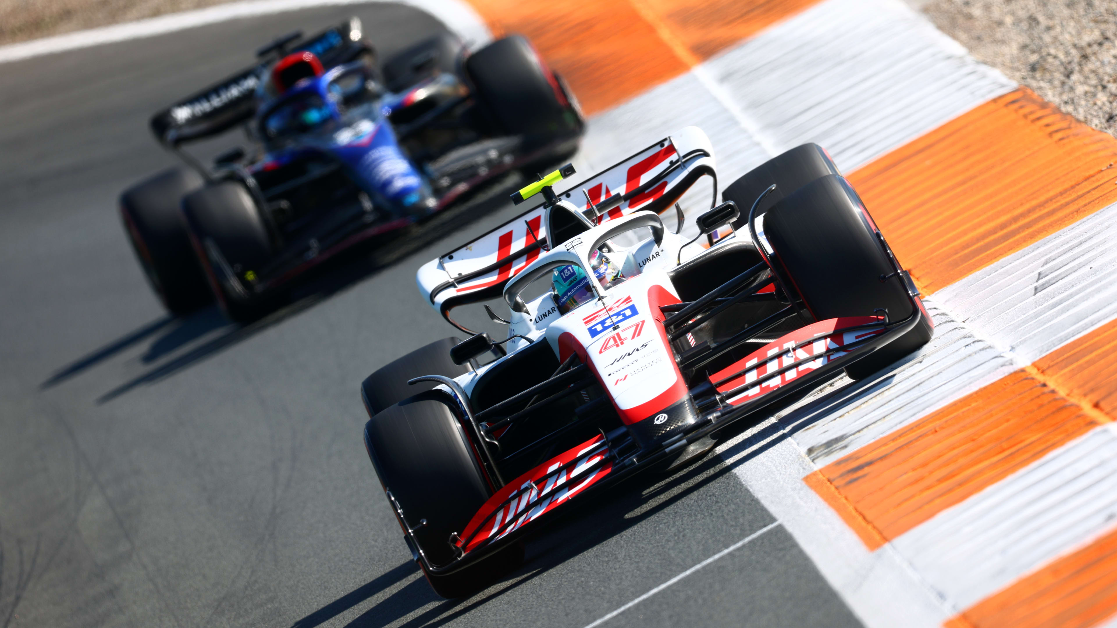 LIVE COVERAGE - Qualifying in the Netherlands | Formula 1®