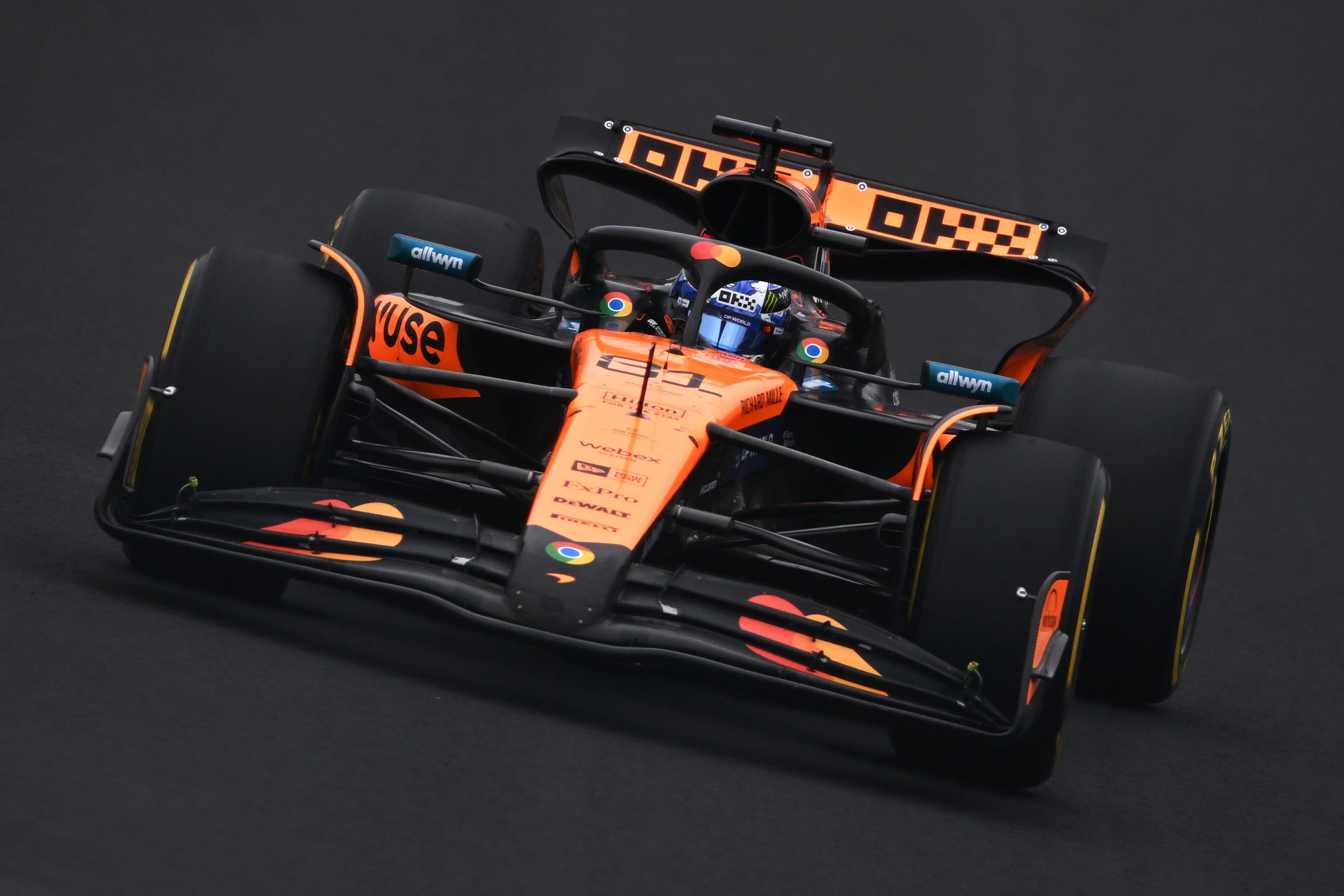 FIRST LOOK: McLaren present vibrant-looking MCL60 to kick off 2023